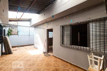 Casa à venda com 250m², 3 quartos e 2 vagasÁrea de Serviço