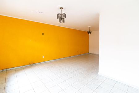 Sala 1 de casa à venda com 3 quartos, 250m² em Jardim Cotinha, São Paulo