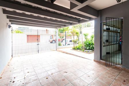 Casa à venda com 250m², 3 quartos e 2 vagasGaragem