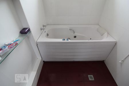 Casa à venda com 177m², 3 quartos e 8 vagasBanheiro Suite 1 jite 