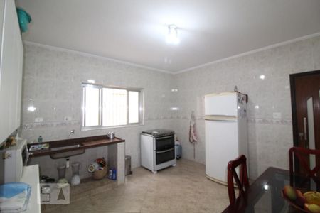 Casa à venda com 177m², 3 quartos e 8 vagasCozinha