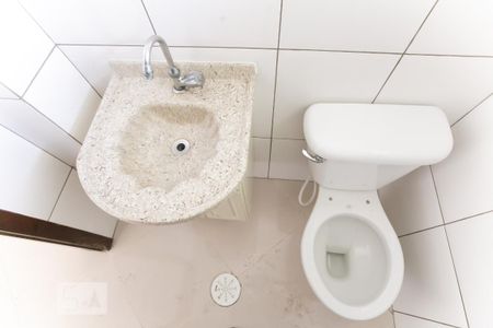 Detalhe banheiro de casa para alugar com 2 quartos, 80m² em Cidade Líder, São Paulo