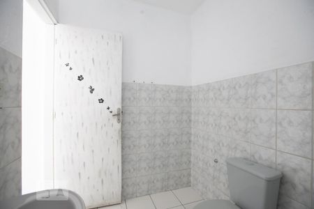 Casa para alugar com 60m², 2 quartos e sem vaga Casa para alugar com 60m², 2 quartos e sem vagaBanheiro