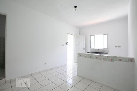 Sala de casa para alugar com 2 quartos, 60m² em Cidade Antônio Estevão de Carvalho, São Paulo