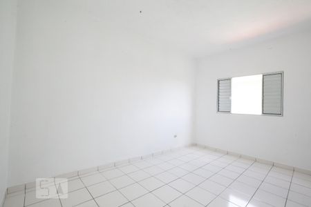 Quarto 1 de casa para alugar com 2 quartos, 60m² em Cidade Antônio Estevão de Carvalho, São Paulo