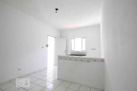 Sala de casa para alugar com 2 quartos, 60m² em Cidade Antônio Estevão de Carvalho, São Paulo