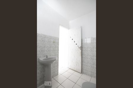 Casa para alugar com 60m², 2 quartos e sem vaga Casa para alugar com 60m², 2 quartos e sem vagaDetalhe banheiro
