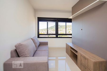 Sala  de kitnet/studio à venda com 1 quarto, 68m² em Jardim Botânico, Porto Alegre