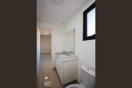 Studio à venda com 68m², 1 quarto e 1 vagaBanheiro 