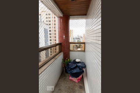 Apartamento à venda com 100m², 3 quartos e 2 vagas Apartamento à venda com 100m², 3 quartos e 2 vagasVaranda da Suíte