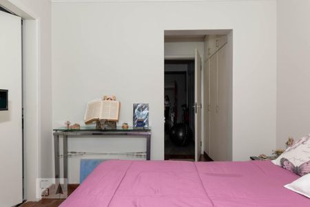 Apartamento à venda com 100m², 3 quartos e 2 vagas Apartamento à venda com 100m², 3 quartos e 2 vagasQuarto 1 - Suíte