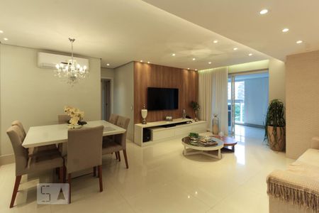 Sala de casa à venda com 3 quartos, 127m² em Barra da Tijuca, Rio de Janeiro