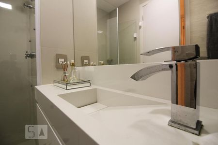 Casa à venda com 127m², 3 quartos e 2 vagasBanheiro - Torneira