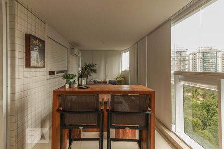Varanda gourmet de casa à venda com 3 quartos, 127m² em Barra da Tijuca, Rio de Janeiro