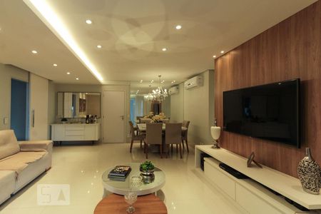 Sala de casa à venda com 3 quartos, 127m² em Barra da Tijuca, Rio de Janeiro