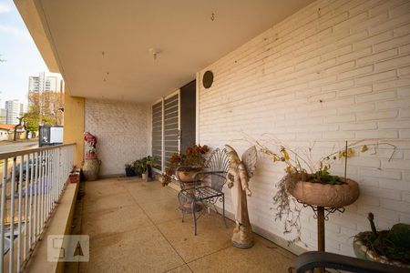 Sacada da Salas 01 de casa à venda com 5 quartos, 302m² em Taquaral, Campinas