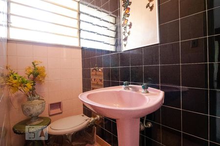 Casa à venda com 302m², 5 quartos e 2 vagasBanheiro