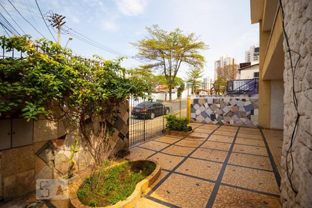 Casa à venda com 302m², 5 quartos e 2 vagasQuintal