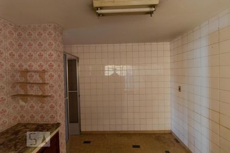 Casa à venda com 302m², 5 quartos e 2 vagasCozinha 02