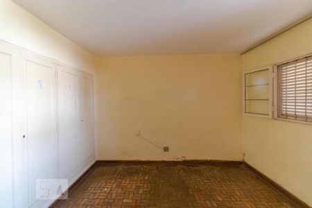 Casa à venda com 302m², 5 quartos e 2 vagasQuarto 03