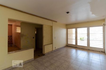 Casa à venda com 302m², 5 quartos e 2 vagasSala 02