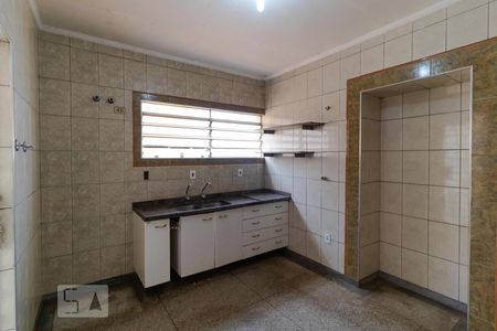 Casa à venda com 302m², 5 quartos e 2 vagasCozinha 01