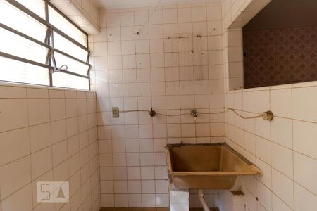 Casa à venda com 302m², 5 quartos e 2 vagasÁrea de Serviço 02