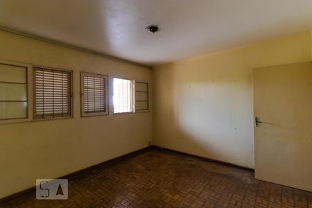 Casa à venda com 302m², 5 quartos e 2 vagasQuarto 03