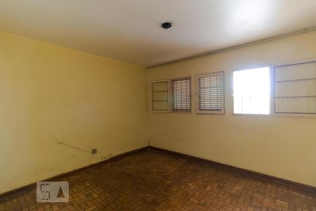 Casa à venda com 302m², 5 quartos e 2 vagasQuarto 03
