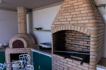 Apartamento para alugar com 400m², 4 quartos e 2 vagas Apartamento para alugar com 400m², 4 quartos e 2 vagasCobertura - Churrasqueira e forno à lenha