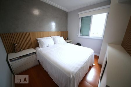 Apartamento à venda com 98m², 2 quartos e 2 vagasSuíte 2