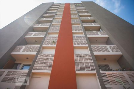 Apartamento para alugar com 32m², 1 quarto e 1 vaga Apartamento para alugar com 32m², 1 quarto e 1 vagaFachada