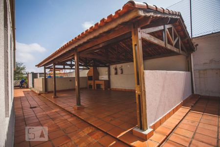 Apartamento para alugar com 32m², 1 quarto e 1 vaga Apartamento para alugar com 32m², 1 quarto e 1 vagaÁrea comum - Churrasqueira