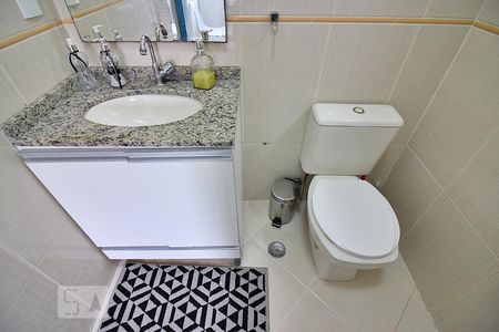 Casa à venda com 148m², 3 quartos e 2 vagasBanheiro da Suíte