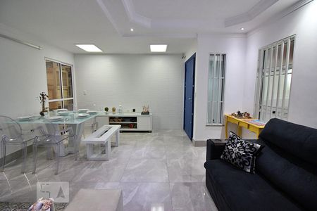 Sala  de casa à venda com 3 quartos, 148m² em Santa Terezinha, São Bernardo do Campo