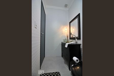 Casa à venda com 148m², 3 quartos e 2 vagasBanheiro Social