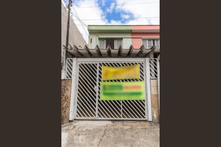 Casa à venda com 125m², 3 quartos e 1 vaga Casa à venda com 125m², 3 quartos e 1 vagaFachada