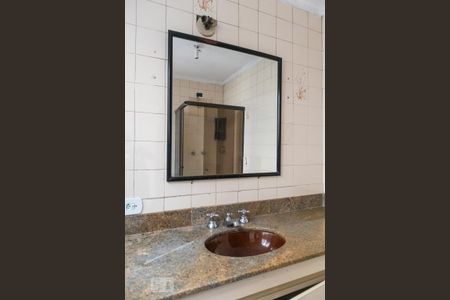 Casa à venda com 125m², 3 quartos e 1 vaga Casa à venda com 125m², 3 quartos e 1 vagaBanheiro