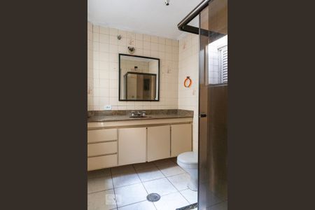 Casa à venda com 125m², 3 quartos e 1 vaga Casa à venda com 125m², 3 quartos e 1 vagaBanheiro