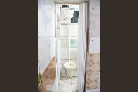 Banheiro de kitnet/studio à venda com 1 quarto, 30m² em Itaquera, São Paulo