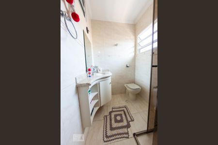 Casa à venda com 195m², 3 quartos e 3 vagasBanheiro da Suíte 3