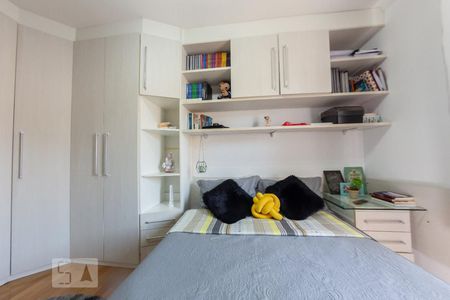 Casa à venda com 195m², 3 quartos e 3 vagasSuíte 2