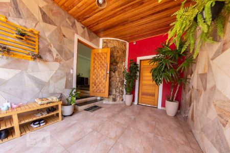 Casa à venda com 195m², 3 quartos e 3 vagasGaragem