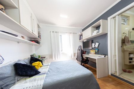 Casa à venda com 195m², 3 quartos e 3 vagasSuíte 2