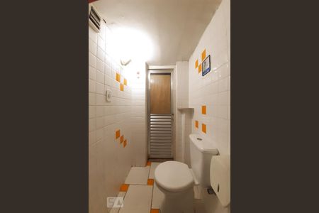 Lavabo de casa à venda com 6 quartos, 394m² em Méier, Rio de Janeiro