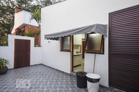 Casa de condomínio à venda com 280m², 3 quartos e 4 vagasÁrea de serviço