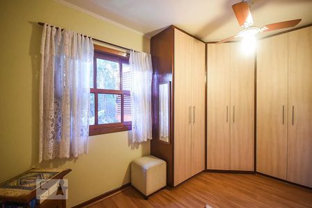 Casa de condomínio à venda com 280m², 3 quartos e 4 vagasArmário da suíte 3