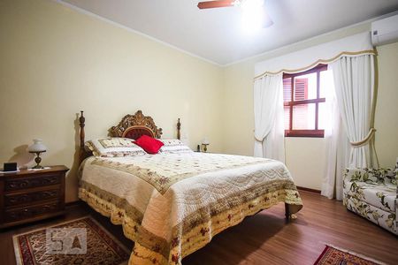 Casa de condomínio à venda com 280m², 3 quartos e 4 vagasSuíte 3