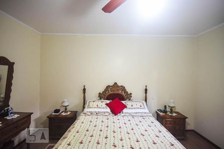 Casa de condomínio à venda com 280m², 3 quartos e 4 vagasSuíte 3