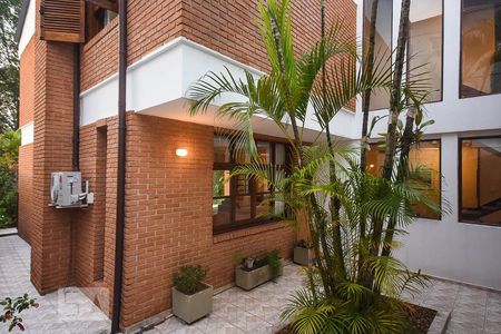 Casa de condomínio à venda com 280m², 3 quartos e 4 vagasÁrea externa